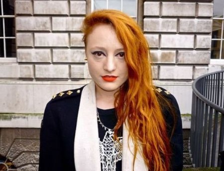 Millie Brown -    (31  + 1 )