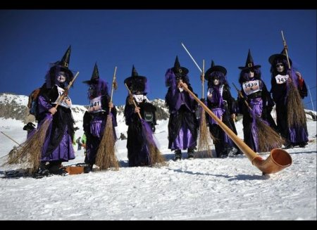    (Hexenabfahrt) (33  + 3 )