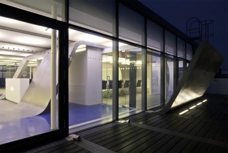    Red Bull    Jump Studios (19 )